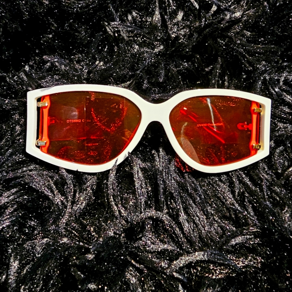 Retro looking sunglasses - Picture 5 of 9